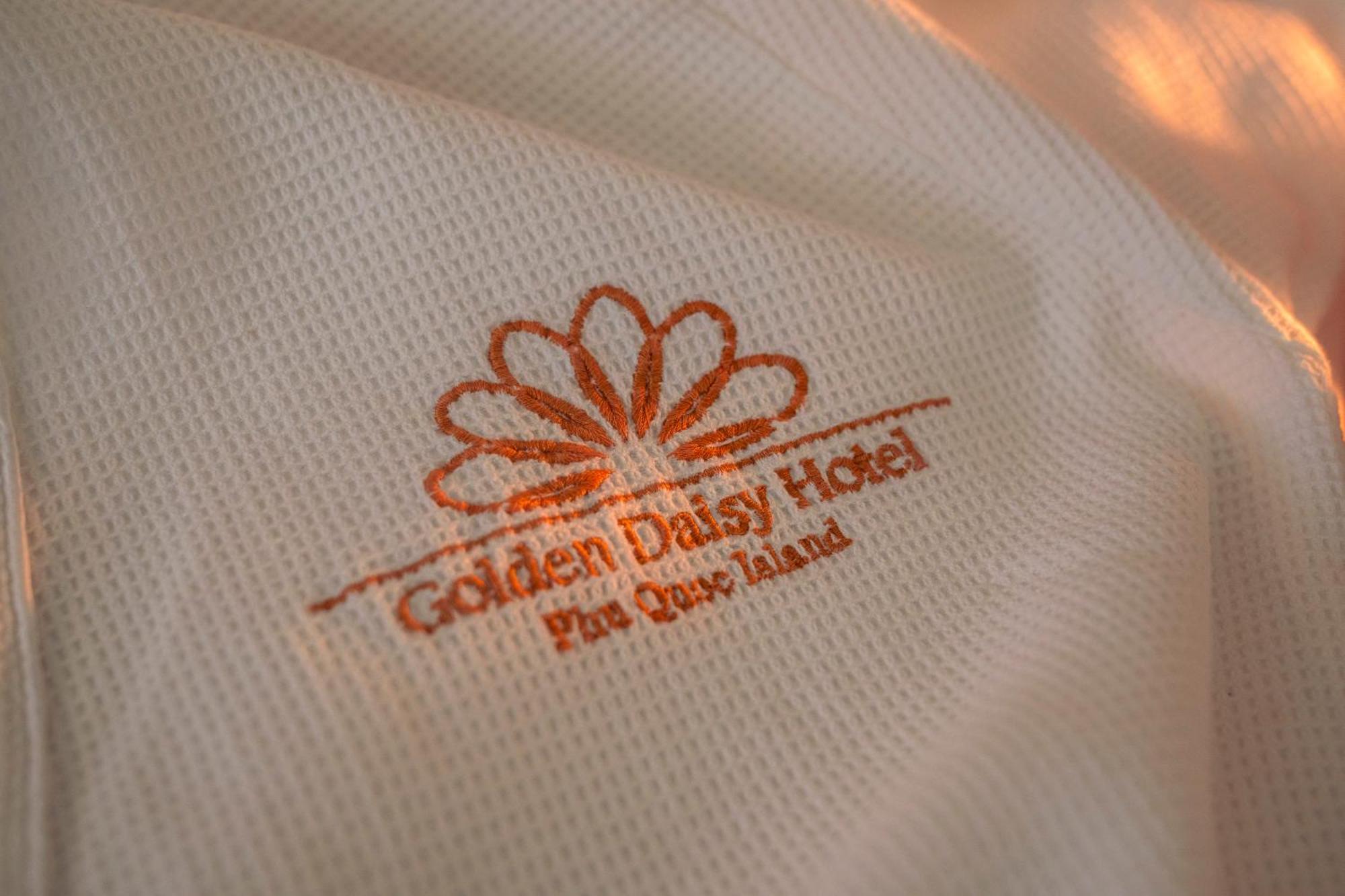 Golden Daisy Hotel Duong Dong Exterior foto